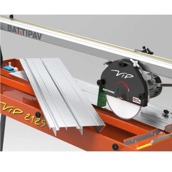 Battipav csempevágógép 200mm-es tárcsaátmérő, 1,4kW, 230V, 0-45° dönthető munkaasztal, 67-857